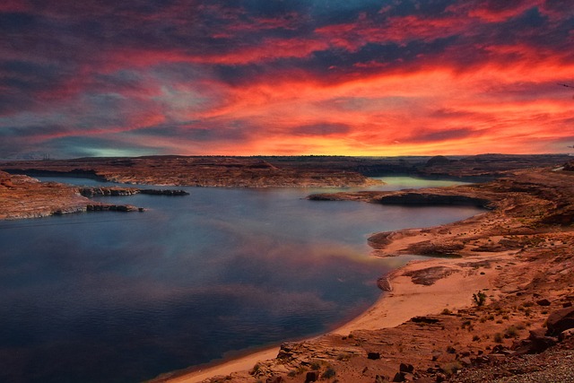 לייק פאוול - מה צריך לדעת על אגם פאוול Lake Powell