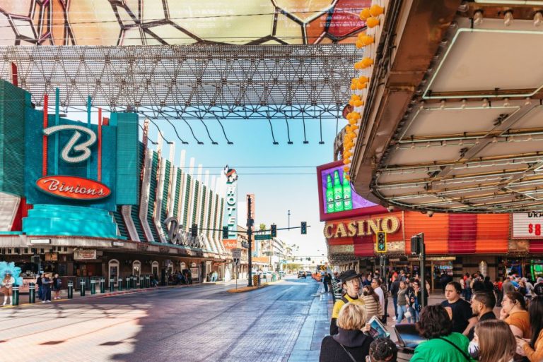 Fremont St