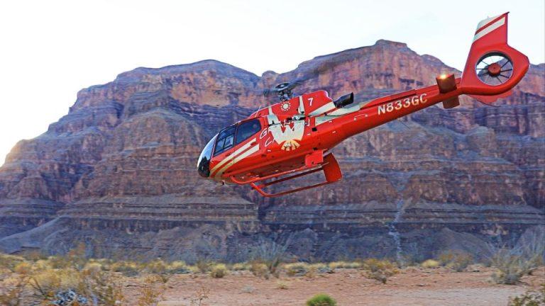 Las Vegas: Grand Canyon Helicopter Ride, Boat Tour & Skywalk